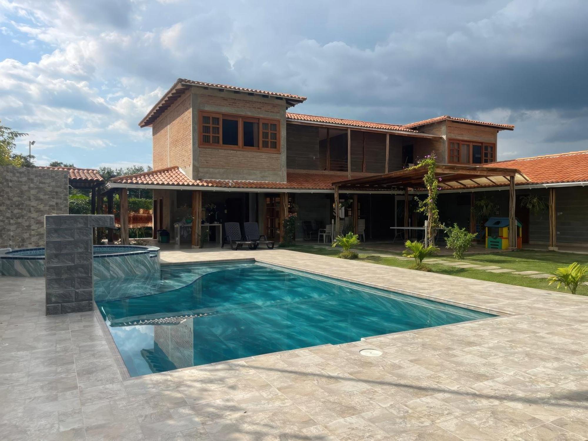 Finca Hotel Casa Lupe En Santa Elena El Cerrito エクステリア 写真
